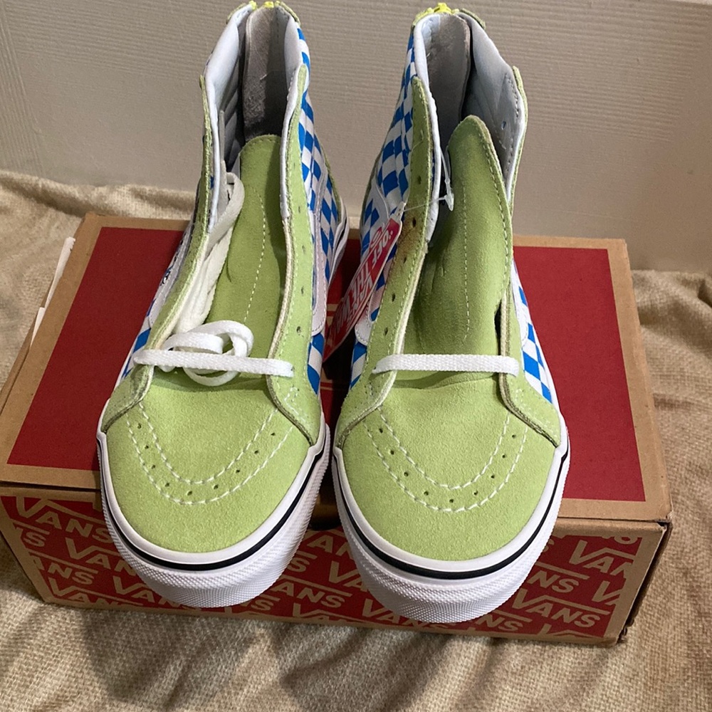 Brand New Hi-Top Vans shoes